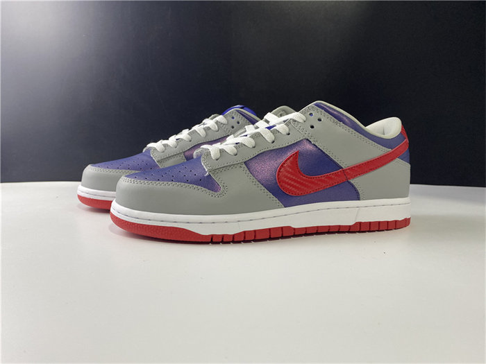 Nike Dunk Low Co.JP Samba CZ2667-400