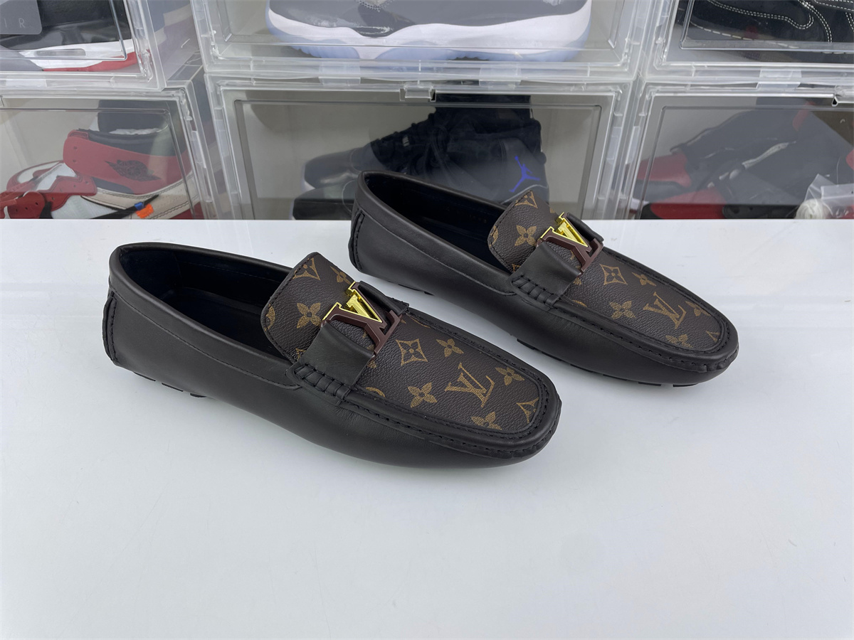 Louis Vuitton Old Daddy / Lazy Boy shoes