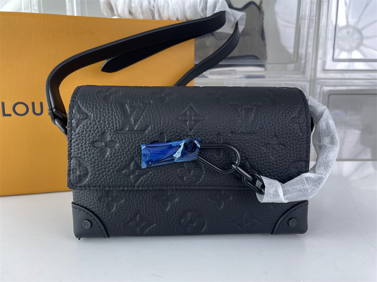 LV Louis Vuitton Black male Steamer bag