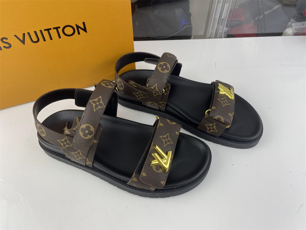 LV brown Leather sandals (EU35-45 )