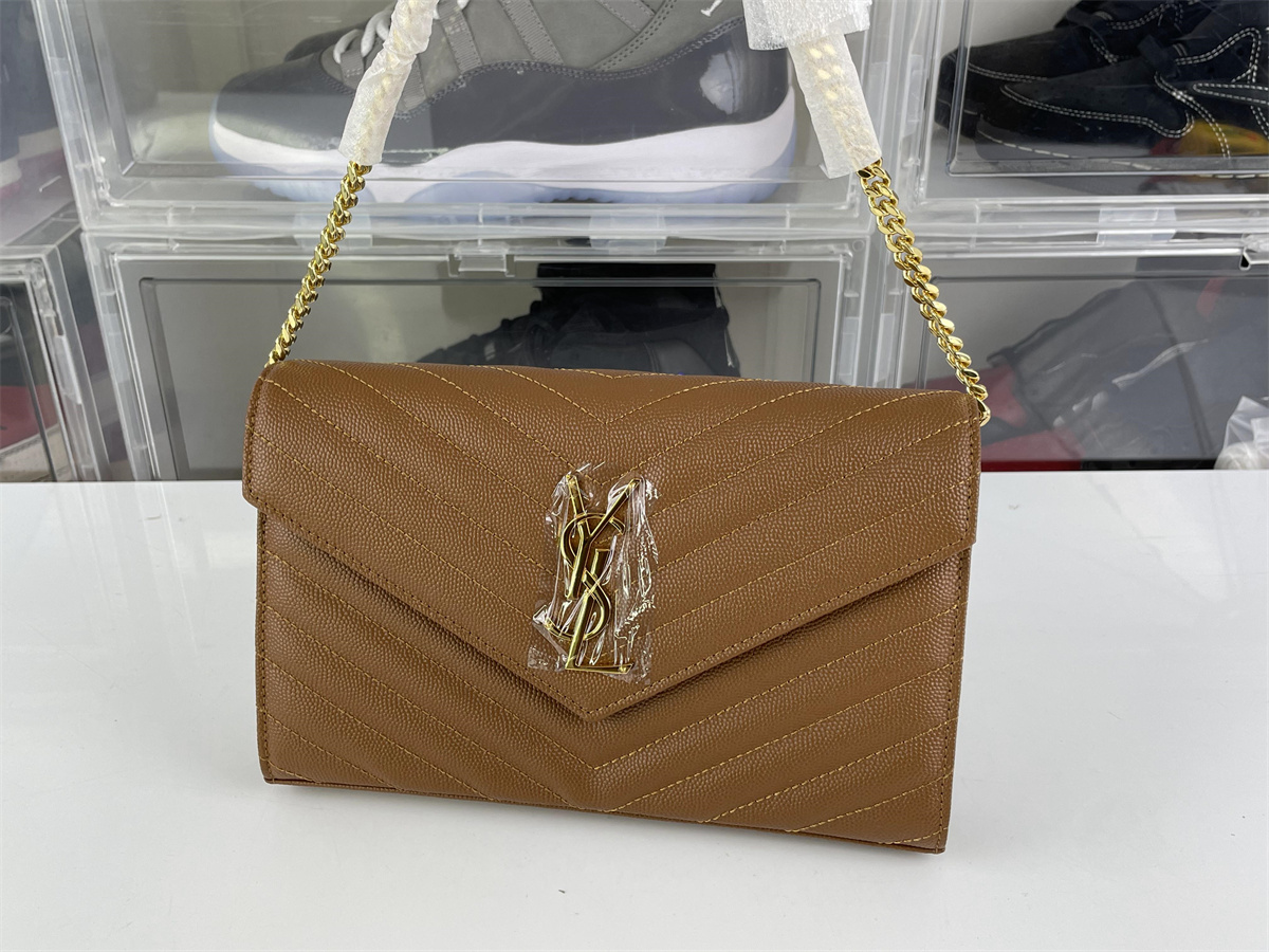 YSL LouLou Brown Lichi leather bag (29 x 17 x 10cm)